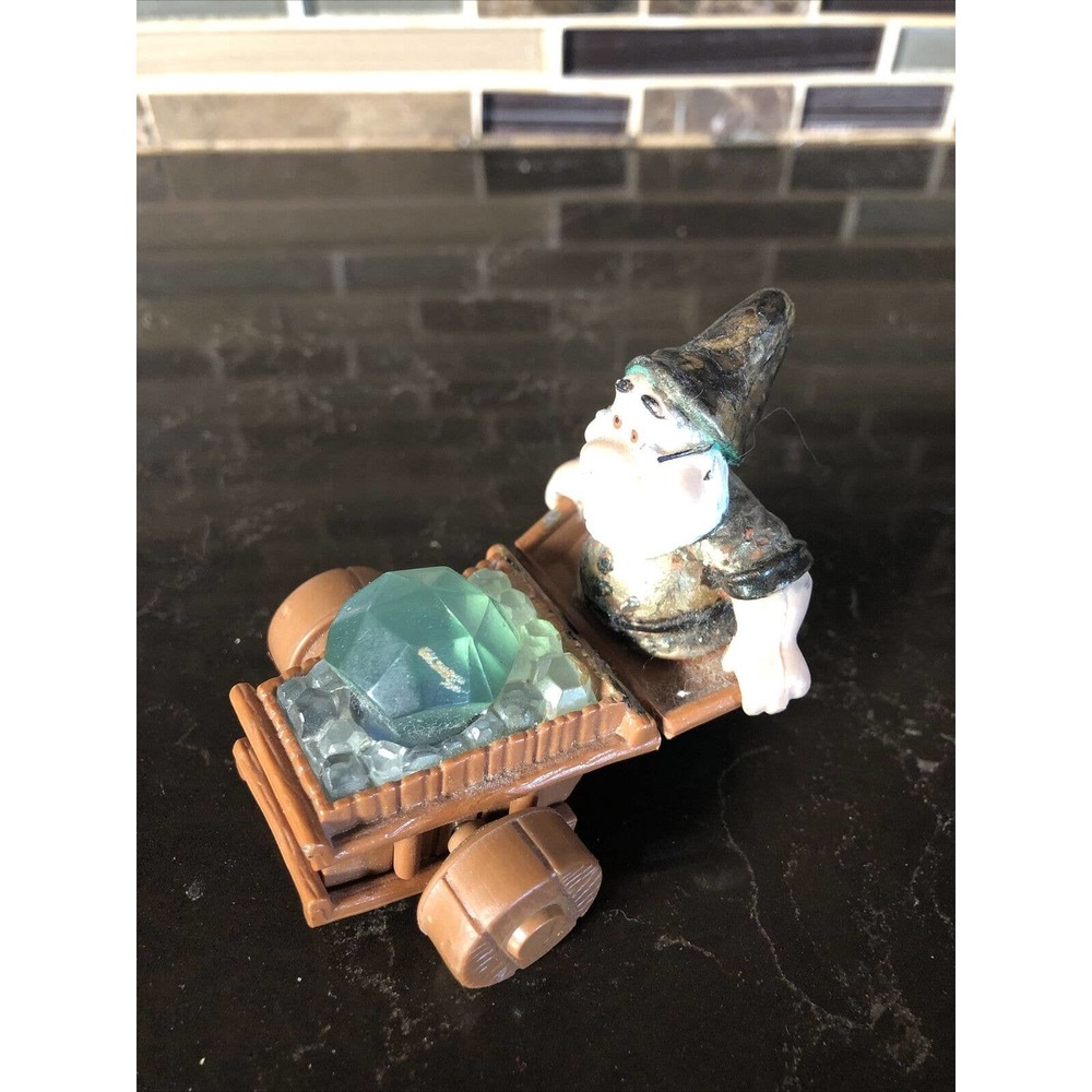 McDonald’s‎ Happy Meal Toys Snow White & The Seven Dwarfs 1993 Toy Damaged